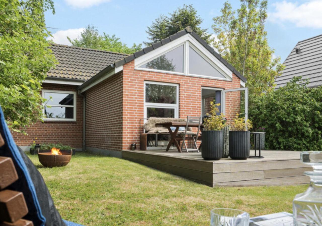 Aarhus - Cozy House, 10 Min From City Center Exteriör bild
